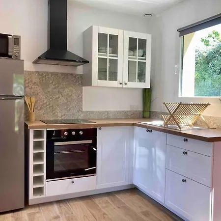 Maison Neuve A Deux Pas Du Mont Beauvoir  Extérieur photo