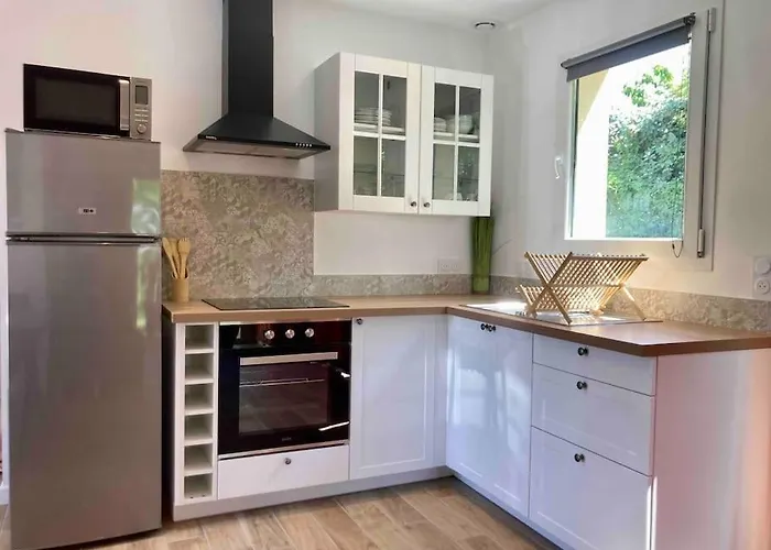 Maison Neuve A Deux Pas Du Mont